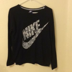 Nike long sleeve workout shirt